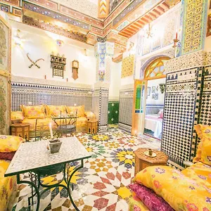 Casa de hóspedes Palais Yahya - Family Hosting