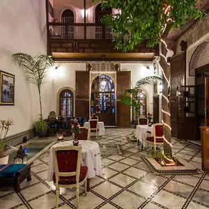 Riad Les Remparts De, Fes